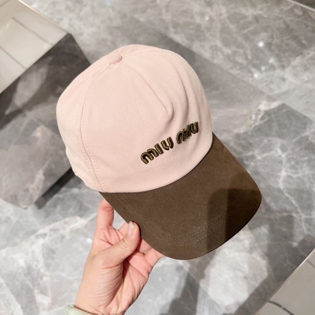 Miu Miu Caps